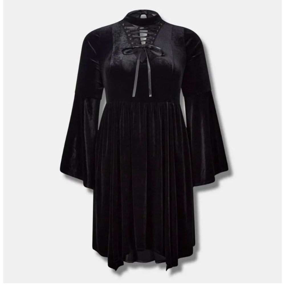 Women Plus Black Stretch Velvet Mock Neck Lace Up Hanky Hem Dress 2X 18/20